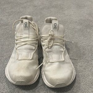 Womens On Cloud Sneakers